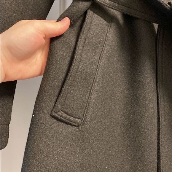 Banana Republic Belted Collar Jacket - Picture 6 of 13